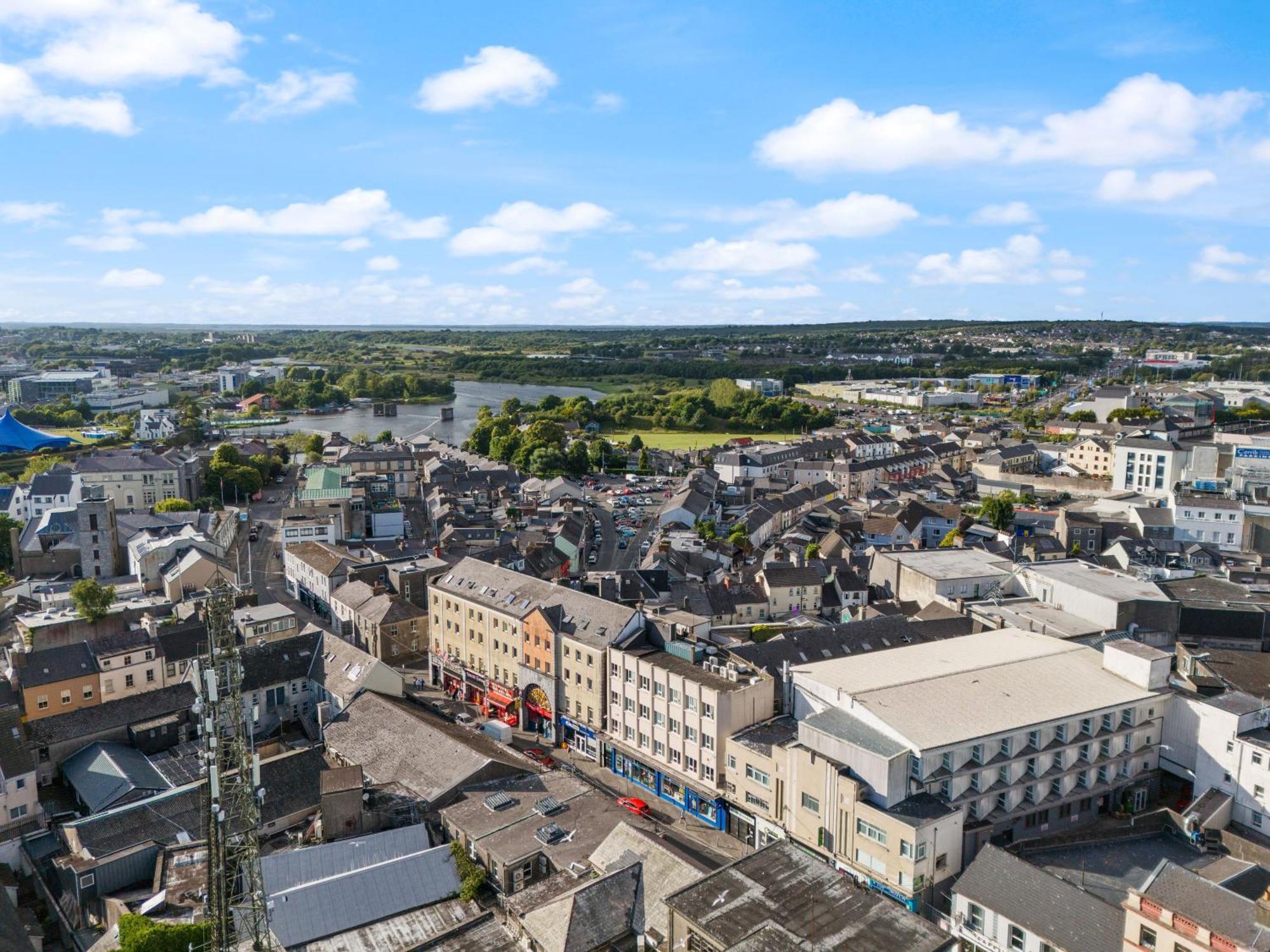 Heart Of City Centre Stunning View Galway Exteriör bild